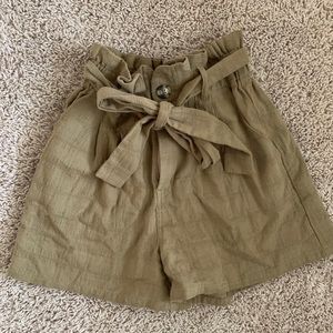 Women’s high waist tie front paper bag shorts